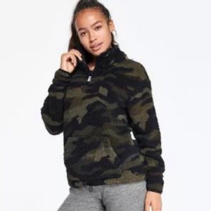 PINK Camo Sherpa Quarter Zip